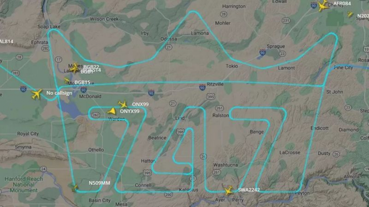 Траектория полета последнего Boeing 747 над штатом Вашинтон