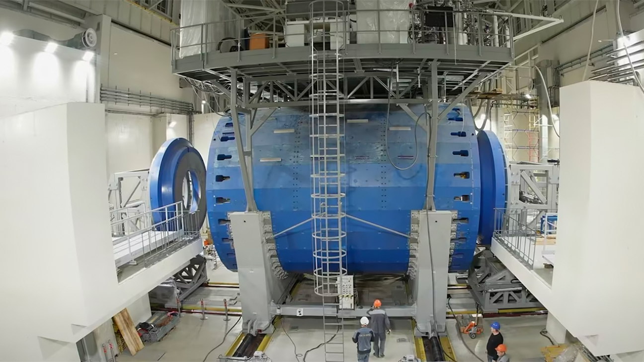 Монтаж оборудования на площадке ОИЯИ в Дубне