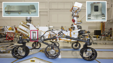 Марсоход Curiosity и прибор ДАН на его борту. Красной рамкой отмечено расположение научной аппаратуры ДАН на ровере © NASA